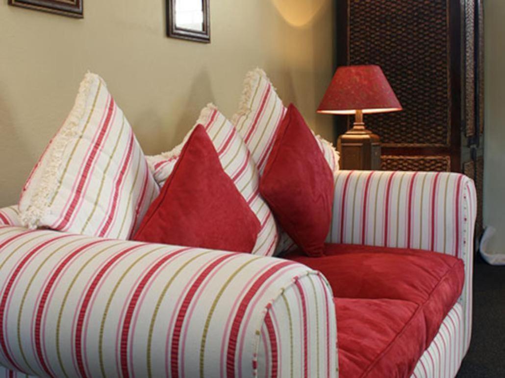 Auberge La Dauphine Guest House Franschhoek Dış mekan fotoğraf